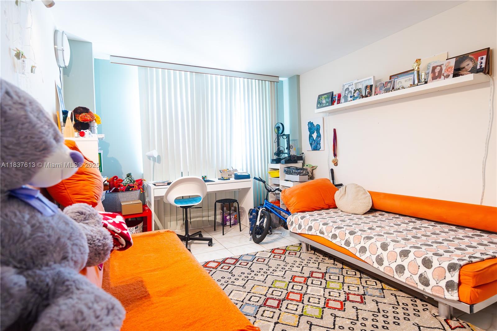 See details 502 2 / 2 1275 sq. ft. $ 2025-07-09 0 Photo