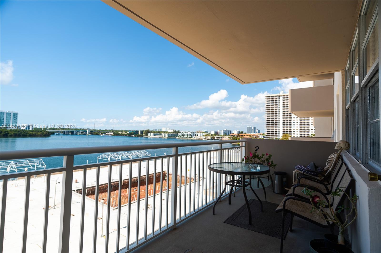 See details 502 2 / 2 1275 sq. ft. $ 2025-07-09 0 Photo