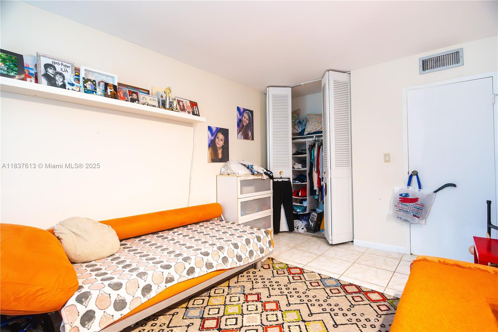 See details 502 2 / 2 1275 sq. ft. $ 2025-07-09 0 Photo