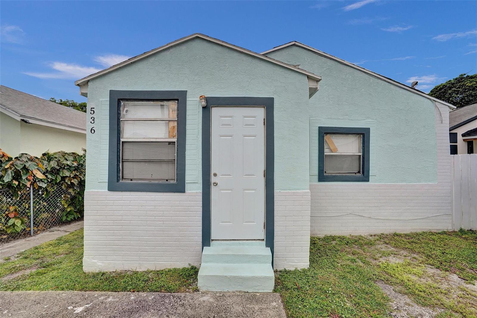   / 0 2156 sq. ft. $ 2025-10-17 0 foto