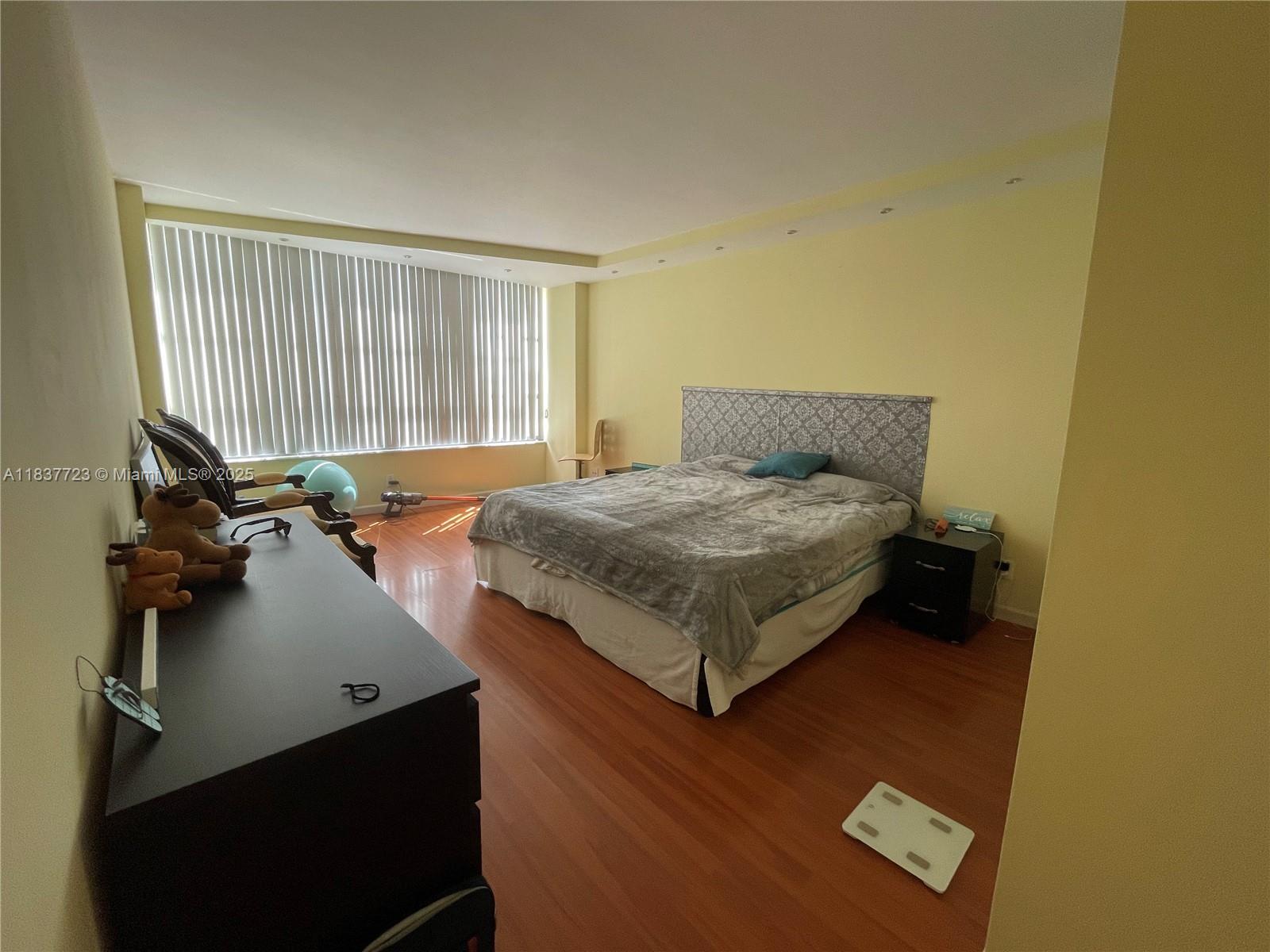 Photo of 600 Three Islands Blvd  #614, Hallandale Beach, Florida, 33009 - 