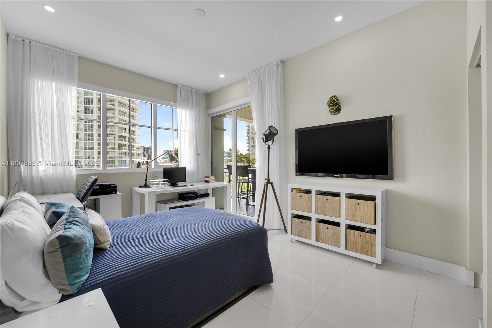 Photo of 200 Sunny Isles Blvd  #TH-404, Sunny Isles Beach, Florida, 33160 - 