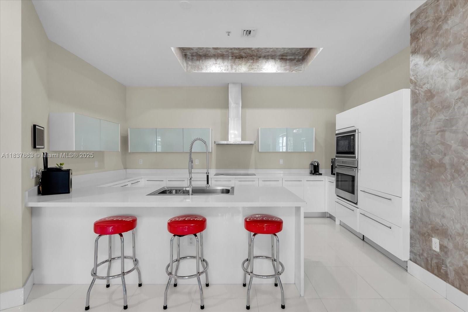Photo of 200 Sunny Isles Blvd  #TH-404, Sunny Isles Beach, Florida, 33160 - 
