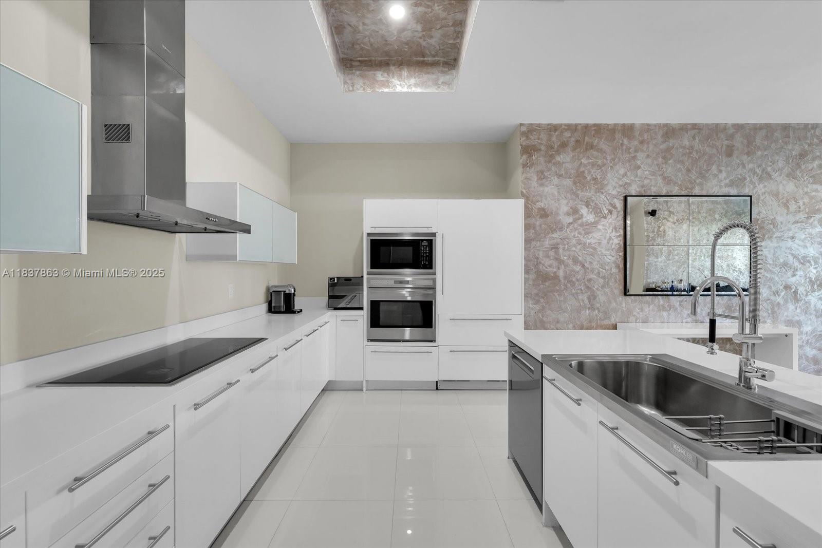 Photo of 200 Sunny Isles Blvd  #TH-404, Sunny Isles Beach, Florida, 33160 - 