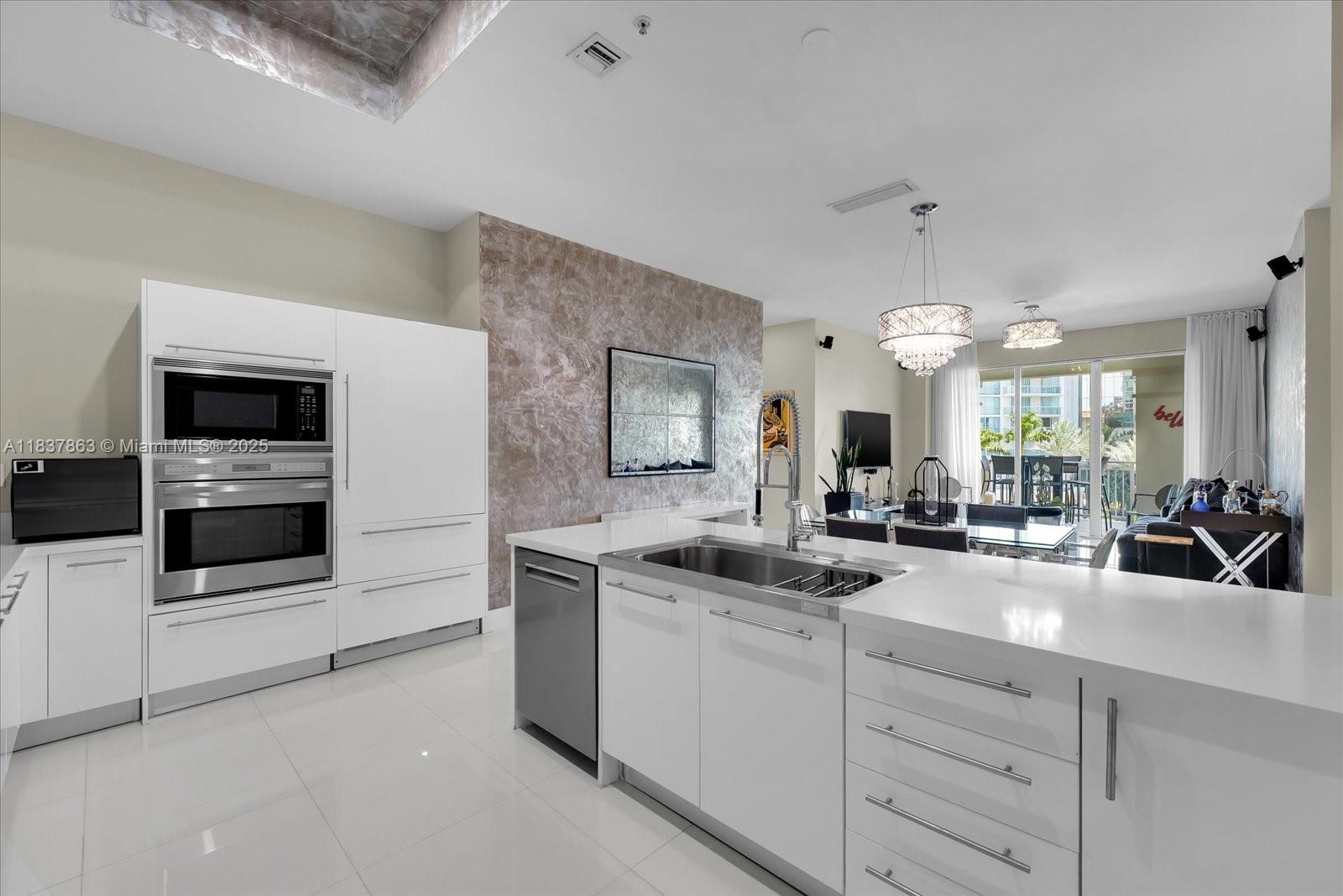 Photo of 200 Sunny Isles Blvd  #TH-404, Sunny Isles Beach, Florida, 33160 - 