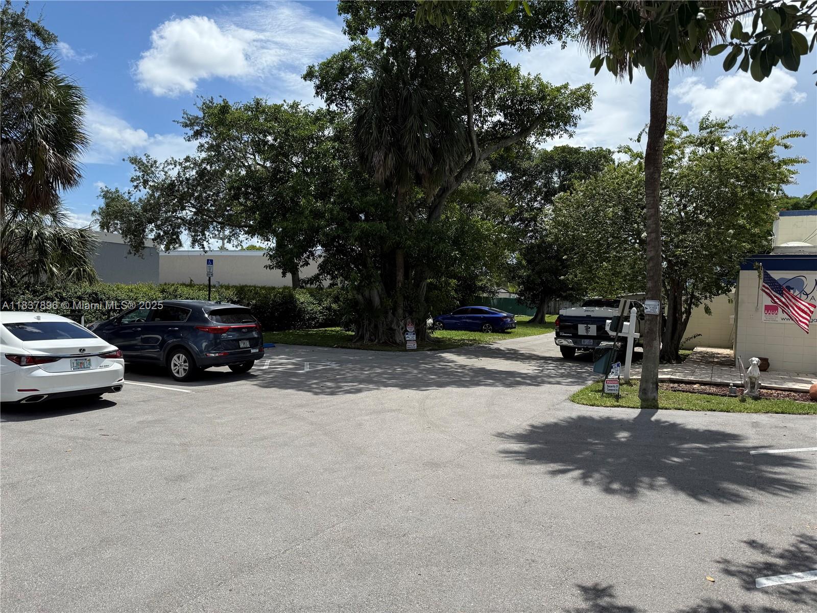 See details / sq. ft. $ 2025-07-10 0 Photo