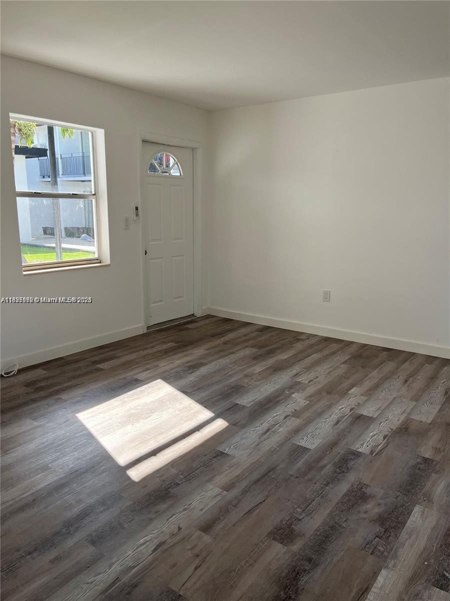 See details / sq. ft. $ 2025-07-10 0 Photo