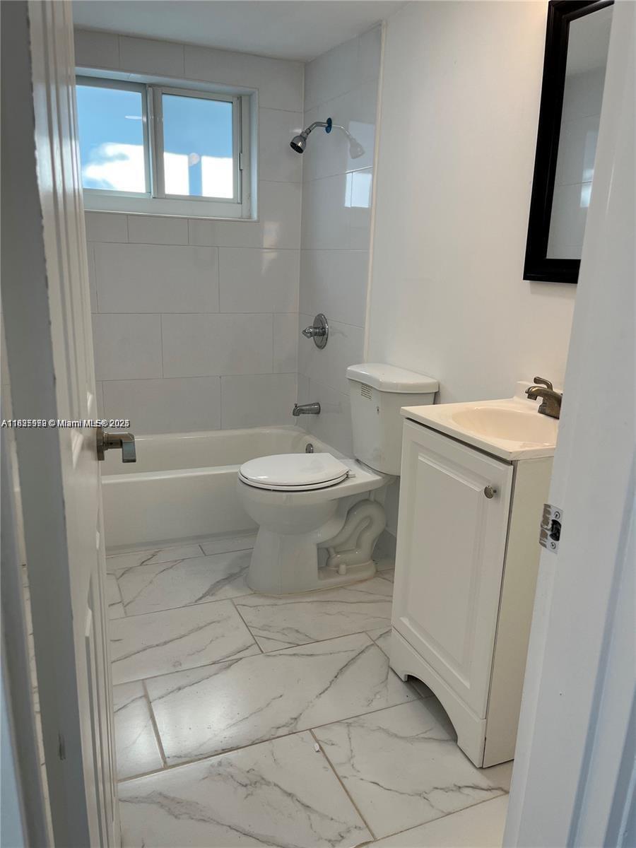 See details / sq. ft. $ 2025-07-10 0 Photo