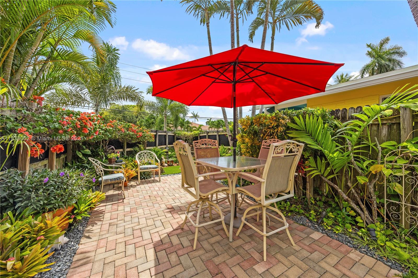 See details / 1722 sq. ft. $ 2025-07-14 0 Photo