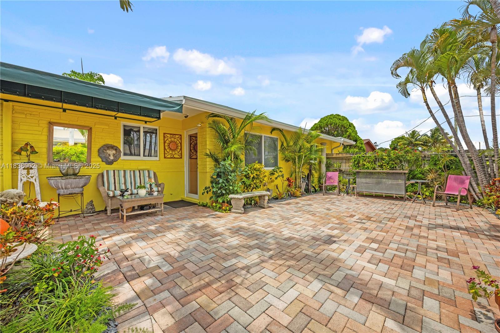 See details / 1722 sq. ft. $ 2025-07-14 0 Photo