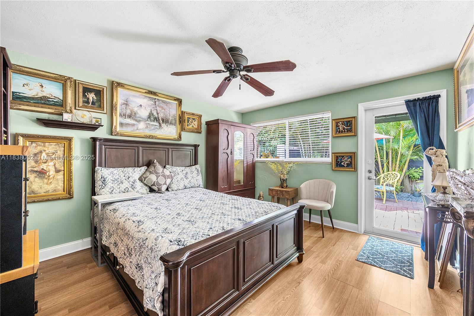 See details / 1722 sq. ft. $ 2025-07-14 0 Photo