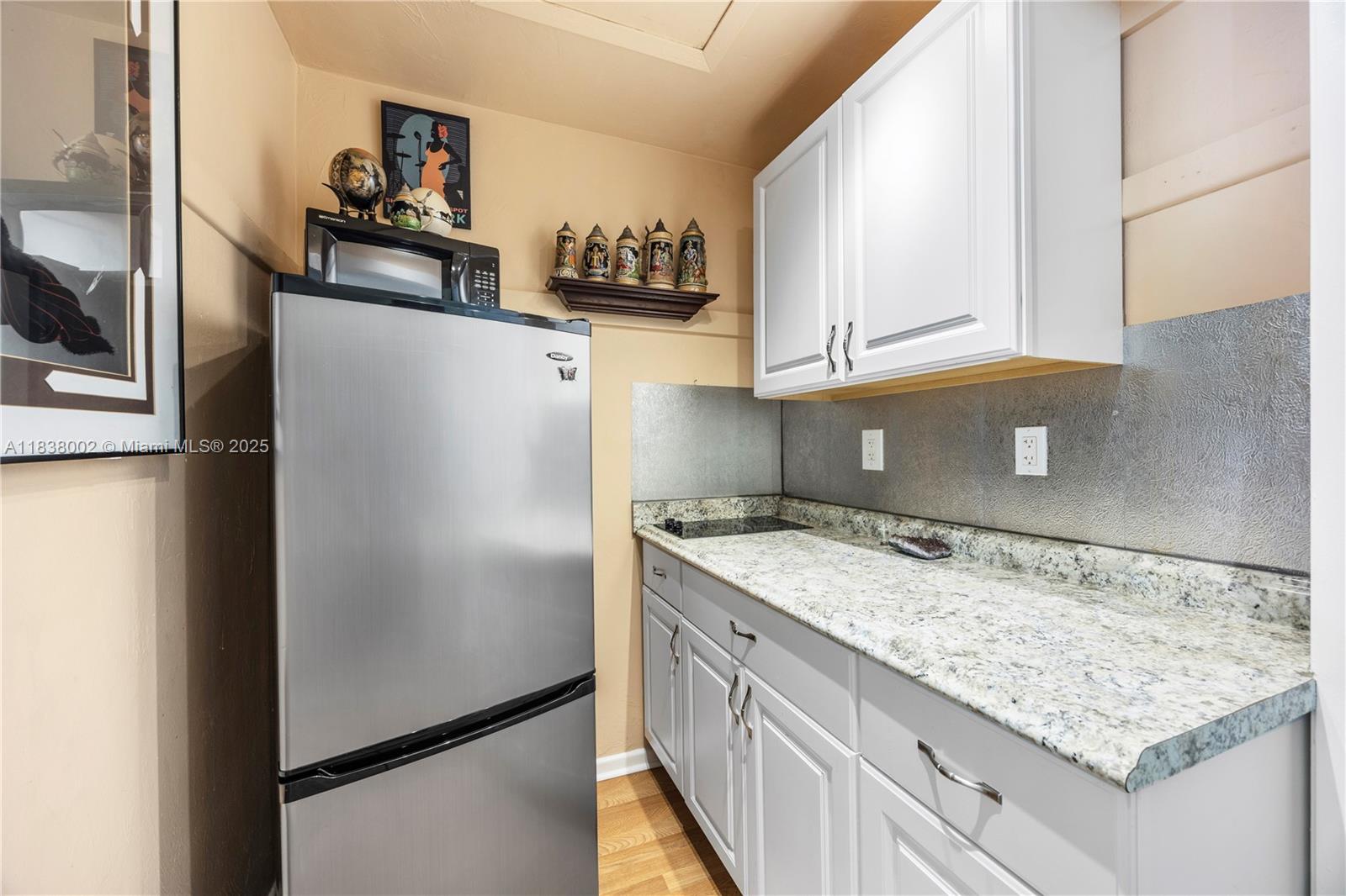 See details / 1722 sq. ft. $ 2025-07-14 0 Photo
