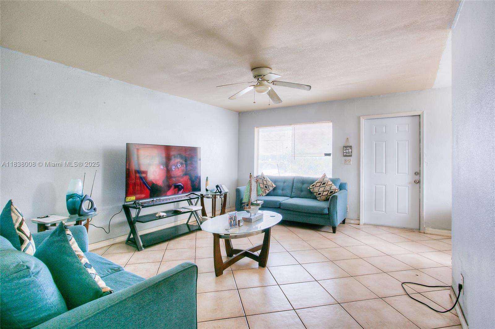 See details / 1671 sq. ft. $ 2025-08-06 0 Photo
