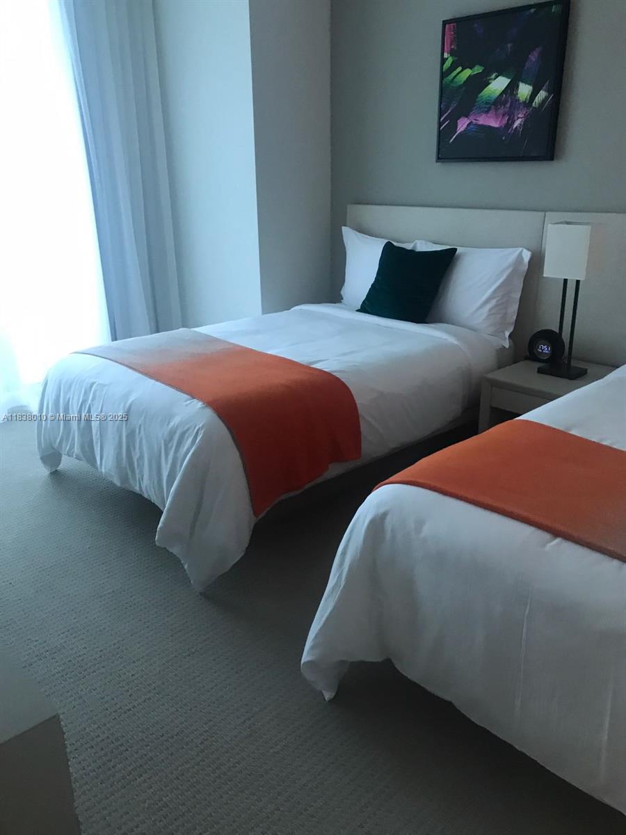 3105 2 / 2 0 sq. ft. $ 2025-07-10 0 Photo