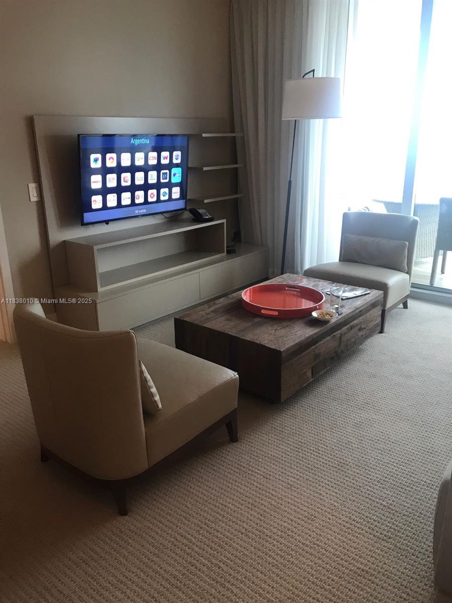 3105 2 / 2 0 sq. ft. $ 2025-07-10 0 Photo