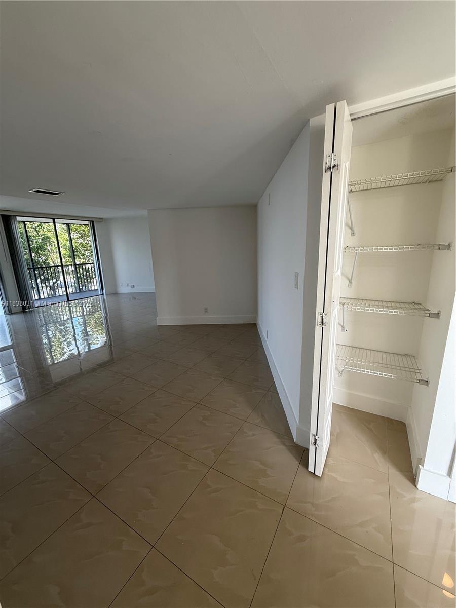 Photo of 3475 Country Club Dr #315, Aventura, Florida, 33180 -