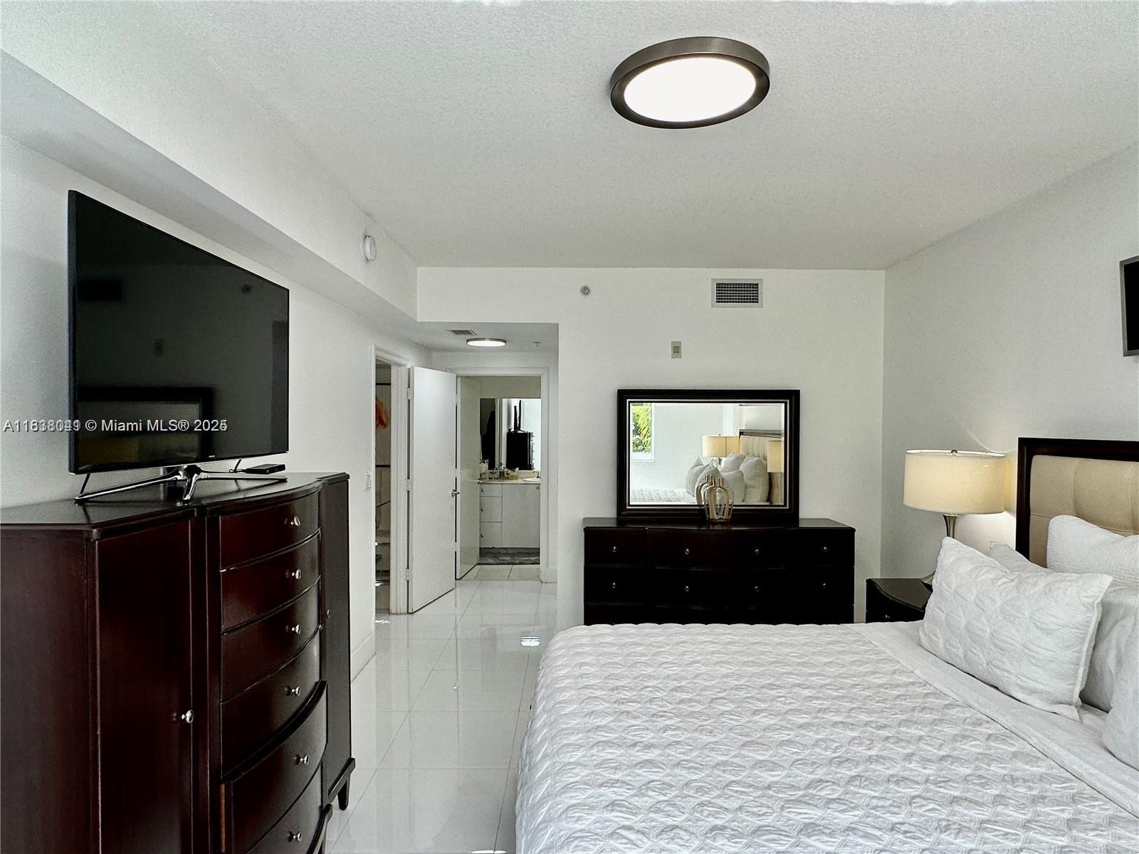 Photo of 2775 187th St  #322, Aventura, Florida, 33180 - 