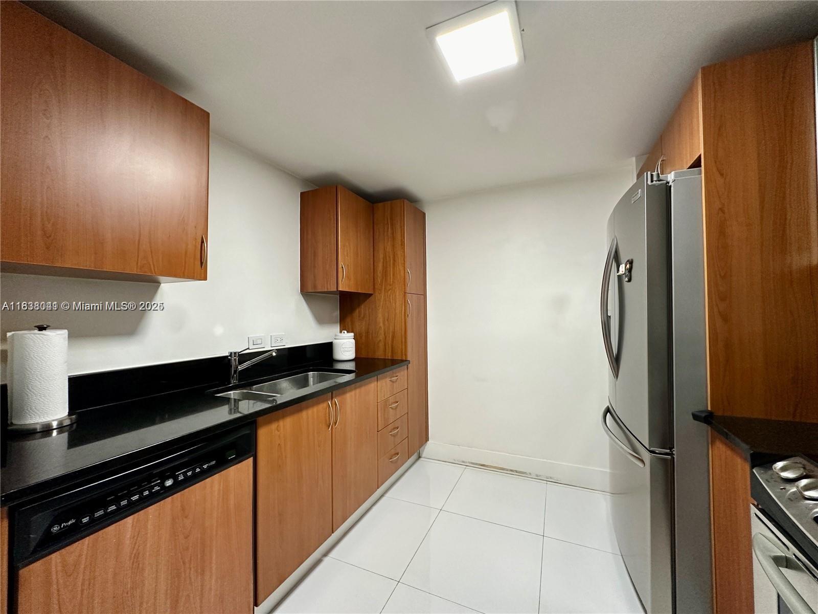 Photo of 2775 187th St  #322, Aventura, Florida, 33180 - 
