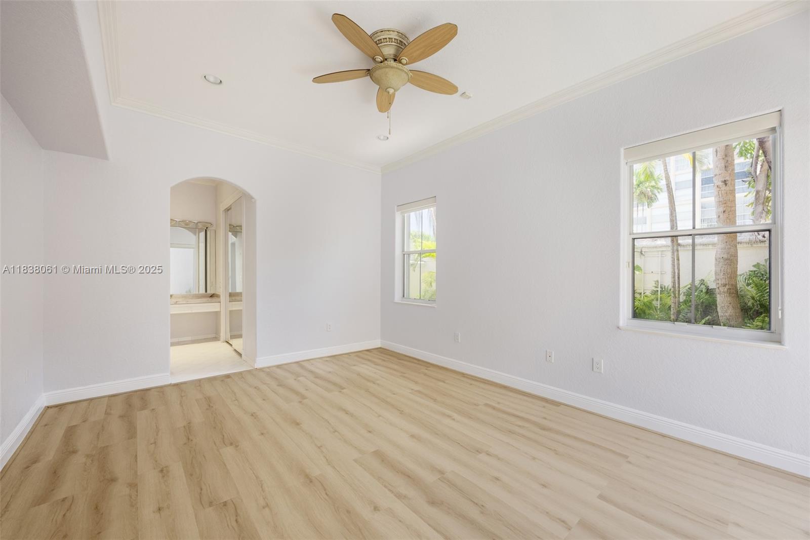 Photo of 1571 Breakwater Ter  (1571), Hollywood, Florida, 33019 - 