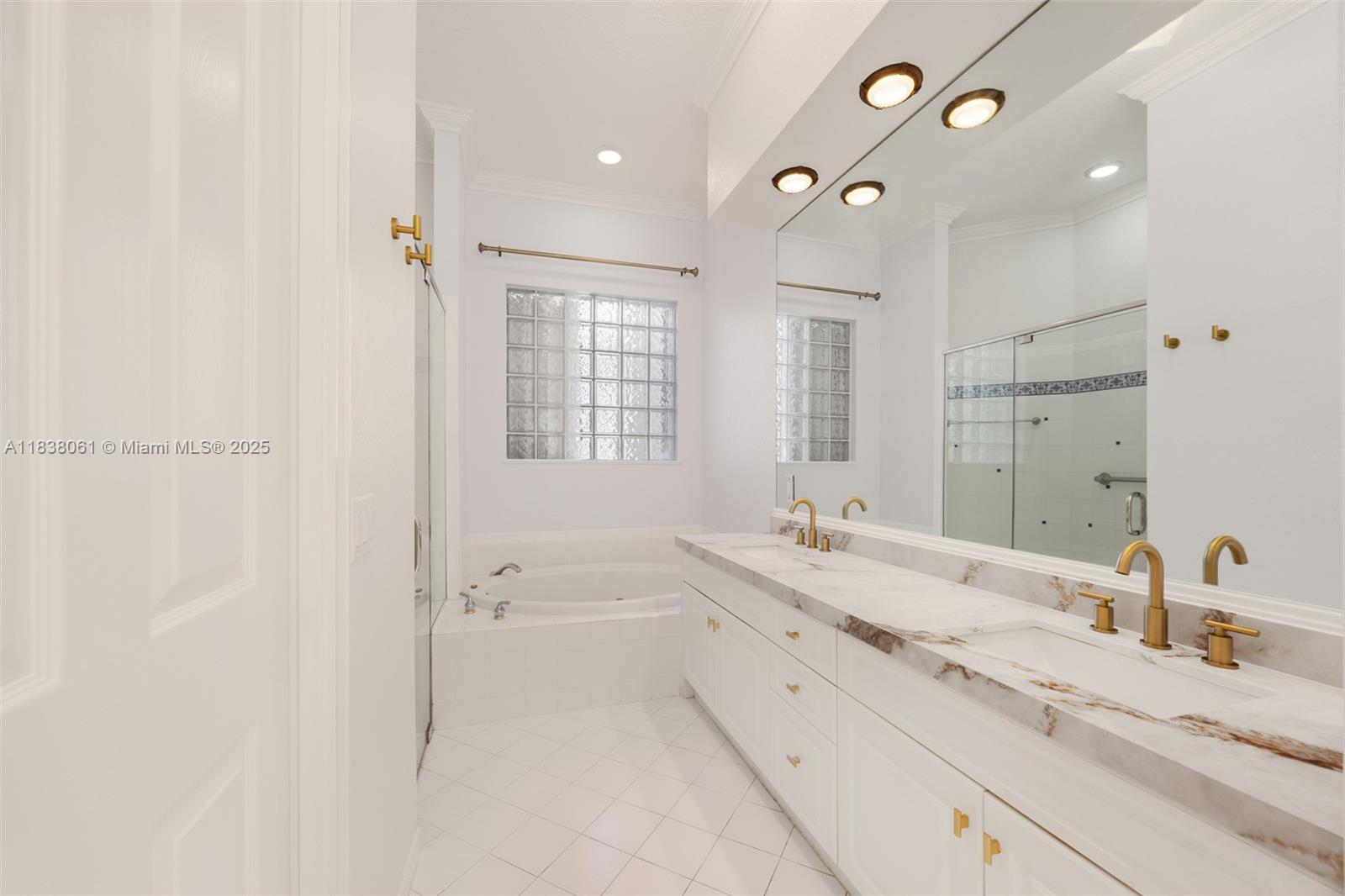 Photo of 1571 Breakwater Ter  (1571), Hollywood, Florida, 33019 - 