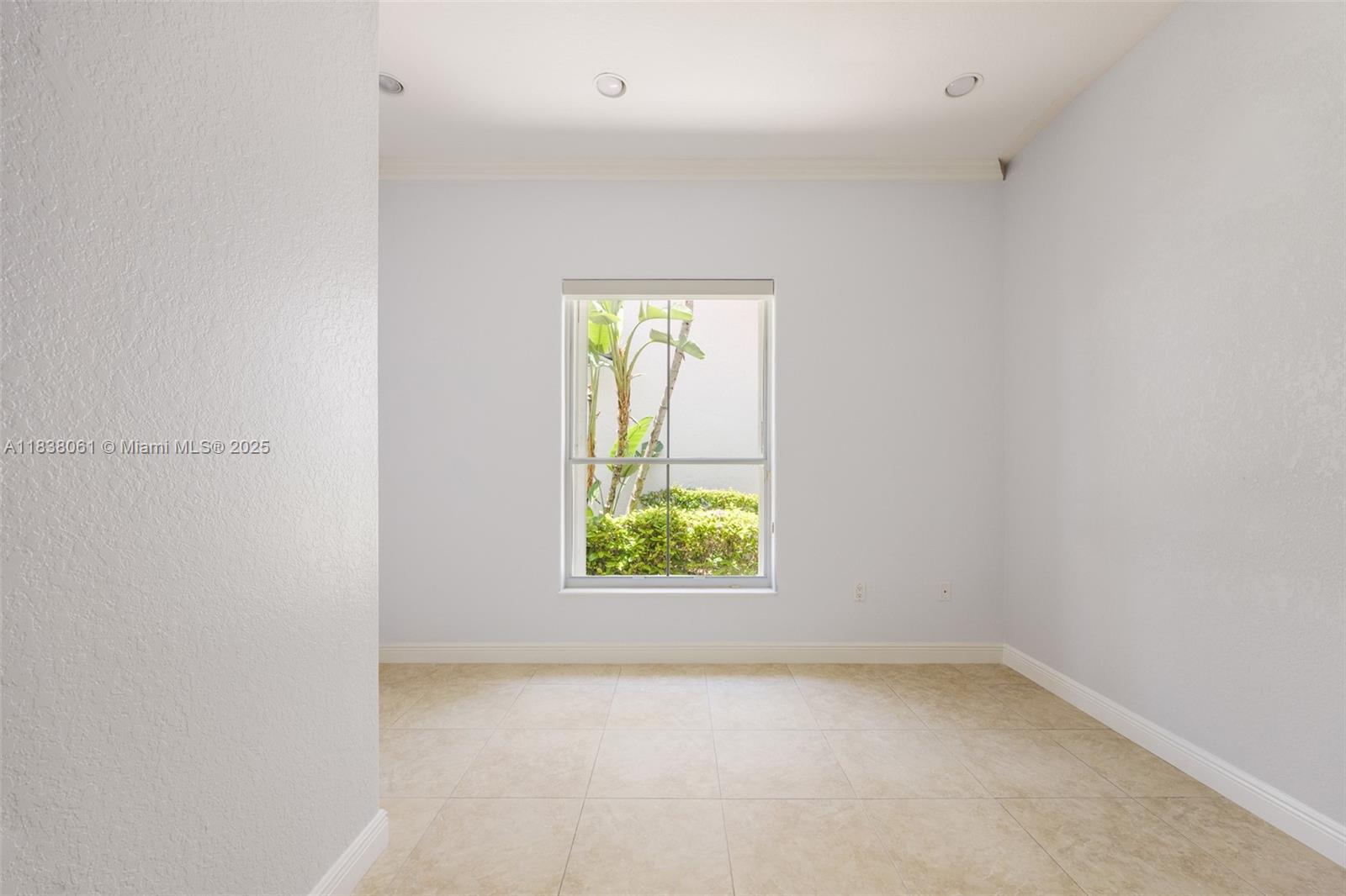 Photo of 1571 Breakwater Ter  (1571), Hollywood, Florida, 33019 - 