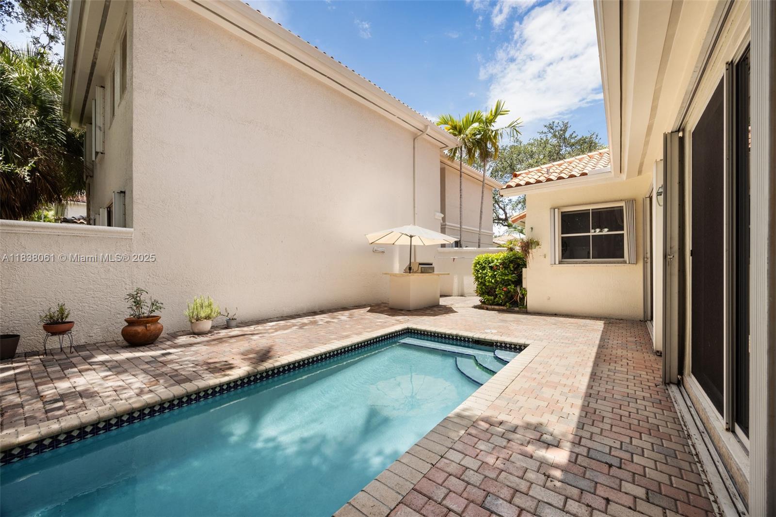 Photo of 1571 Breakwater Ter  (1571), Hollywood, Florida, 33019 - 