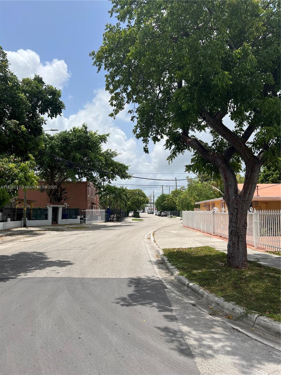 See details / sq. ft. $ 2025-07-10 0 Photo