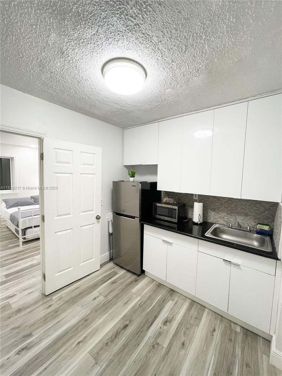 See details / 2106 sq. ft. $ 2025-07-10 0 Photo