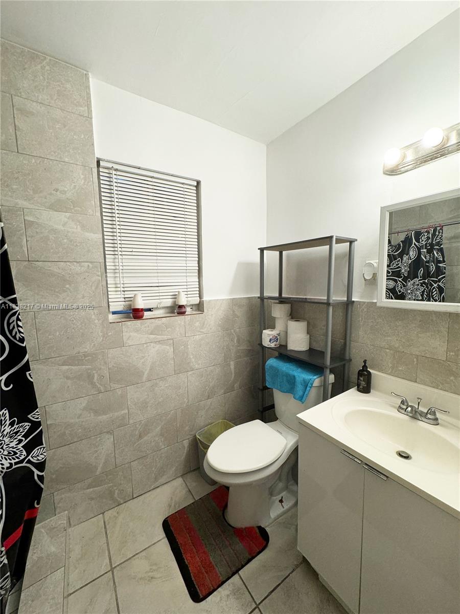 See details / 2106 sq. ft. $ 2025-07-10 0 Photo