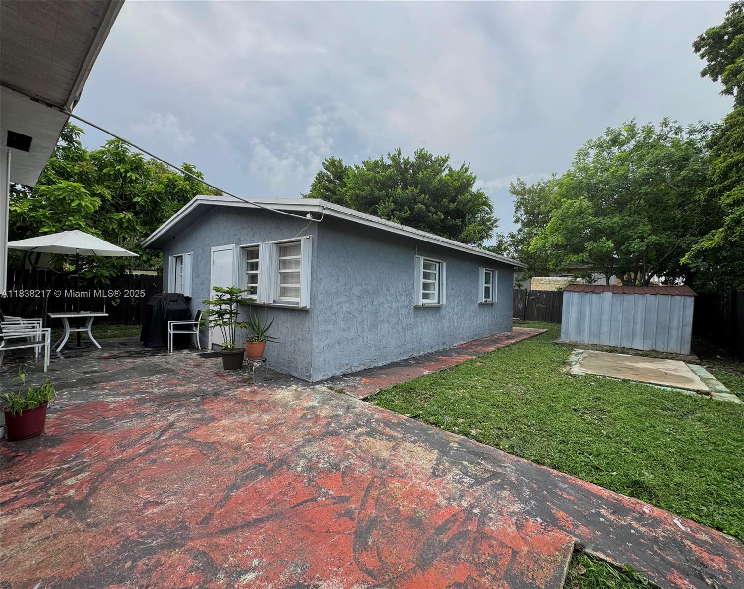 See details / 2106 sq. ft. $ 2025-07-10 0 Photo
