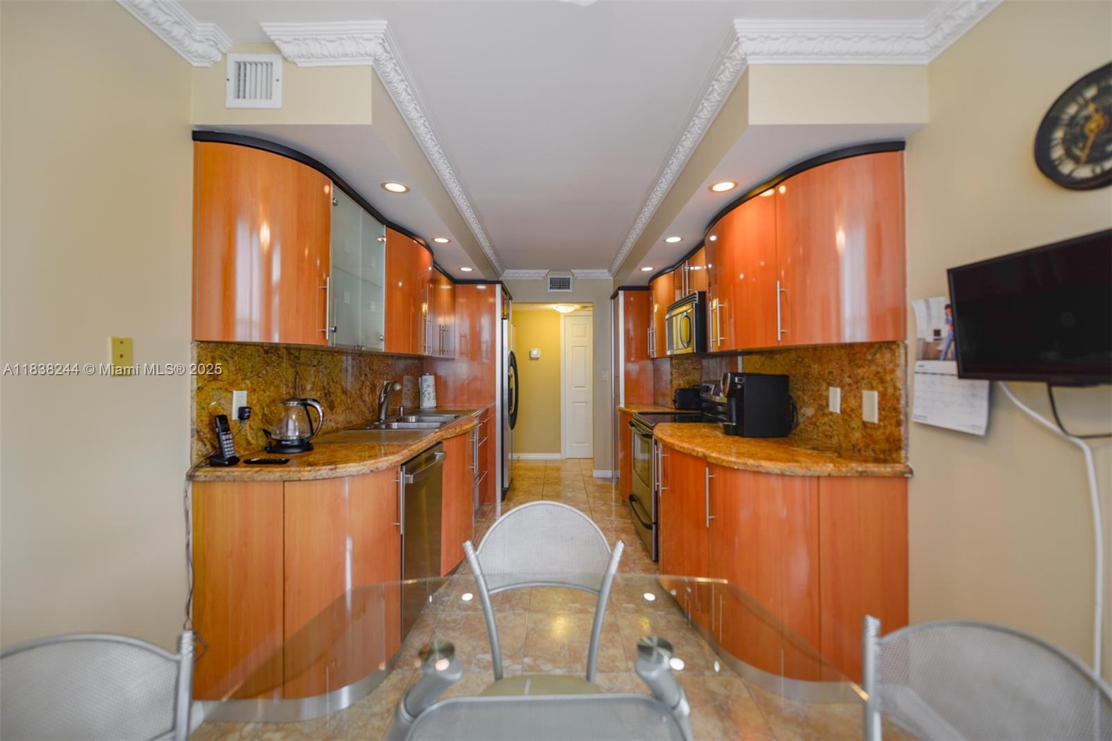 Photo of 2751 Ocean Dr  #1707S, Hollywood, Florida, 33019 - 