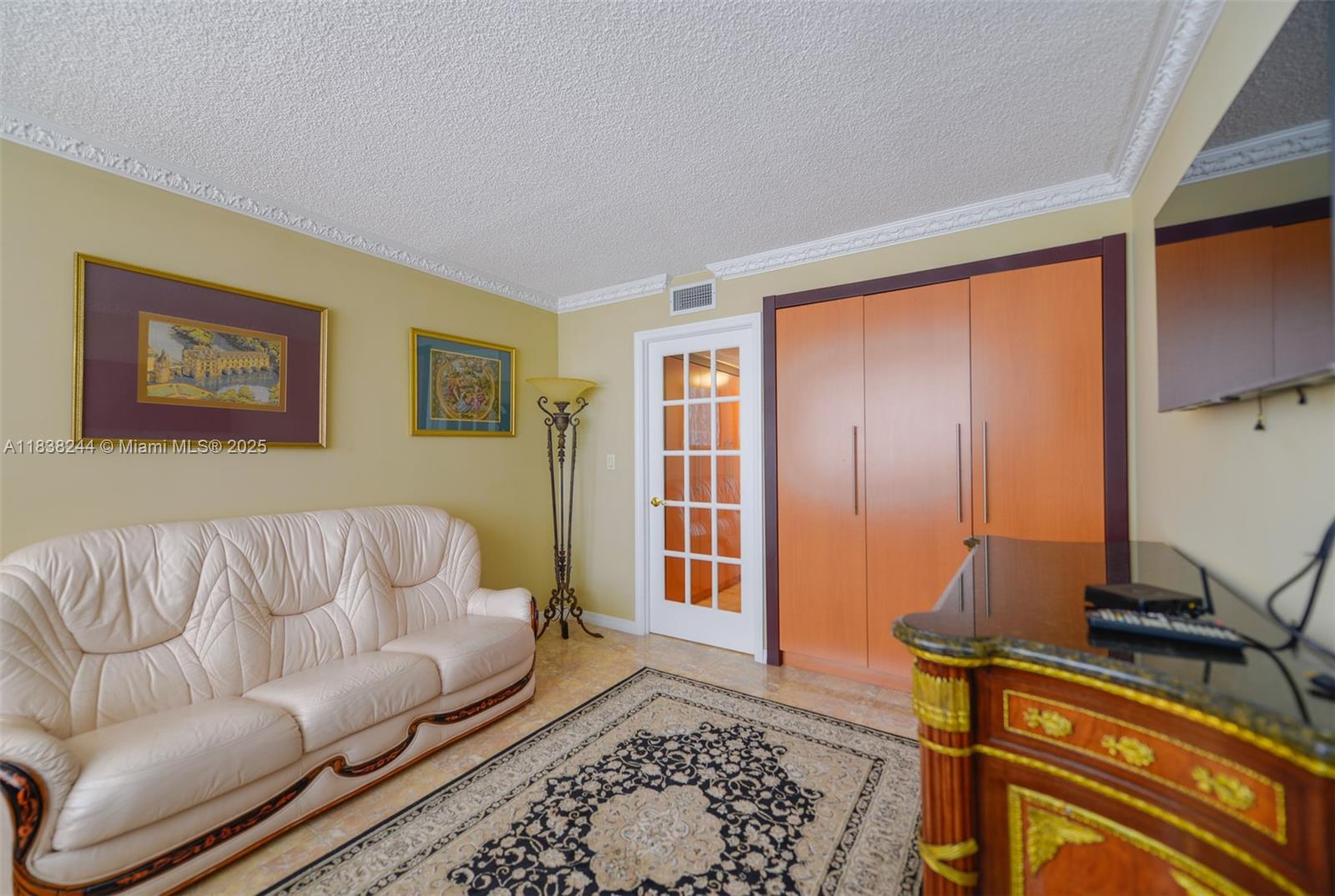 Photo of 2751 Ocean Dr  #1707S, Hollywood, Florida, 33019 - 