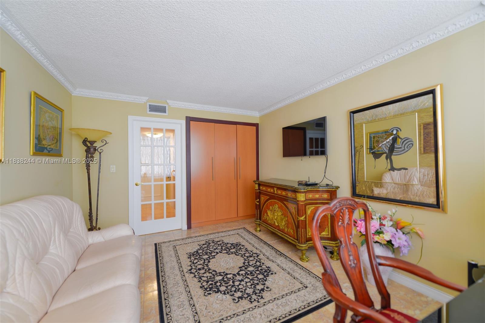 Photo of 2751 Ocean Dr  #1707S, Hollywood, Florida, 33019 - 