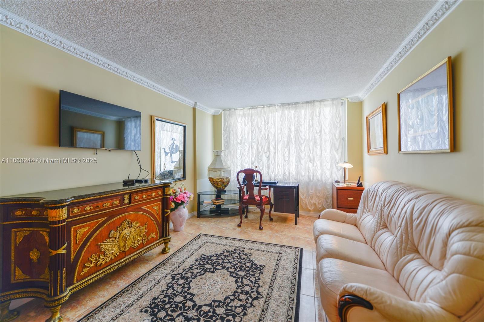 Photo of 2751 Ocean Dr  #1707S, Hollywood, Florida, 33019 - 
