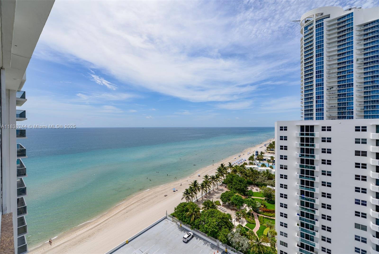 Photo of 2751 Ocean Dr  #1707S, Hollywood, Florida, 33019 - 