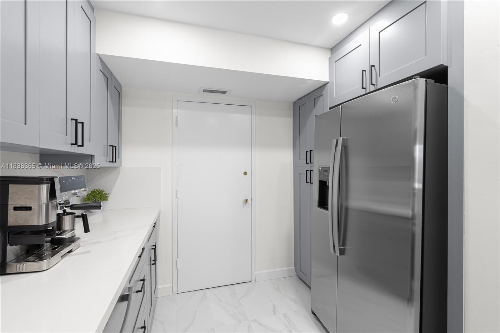 See details 314B 2 / 2 1132 sq. ft. $ 2025-08-06 0 Photo