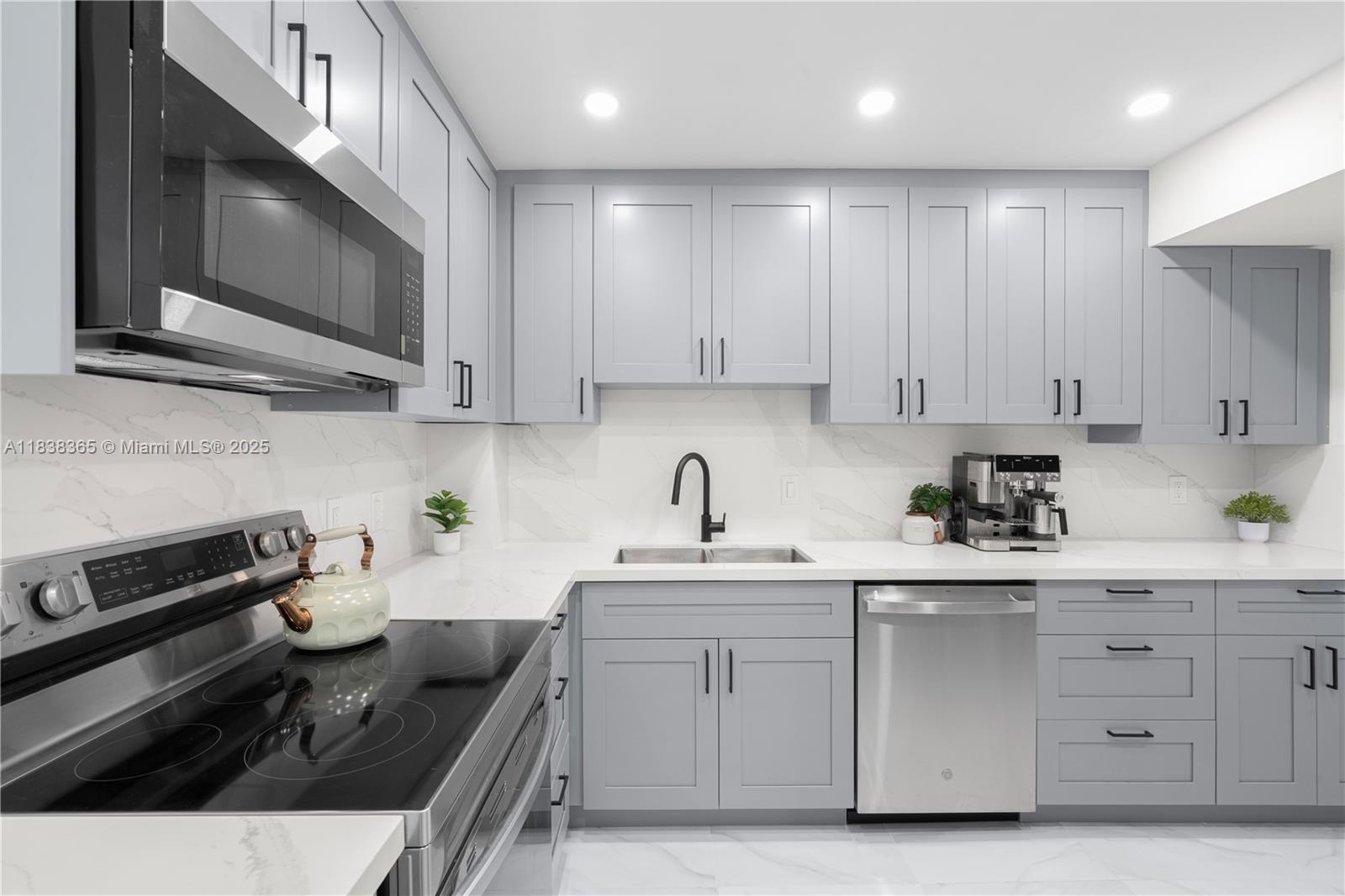 See details 314B 2 / 2 1132 sq. ft. $ 2025-08-06 0 Photo