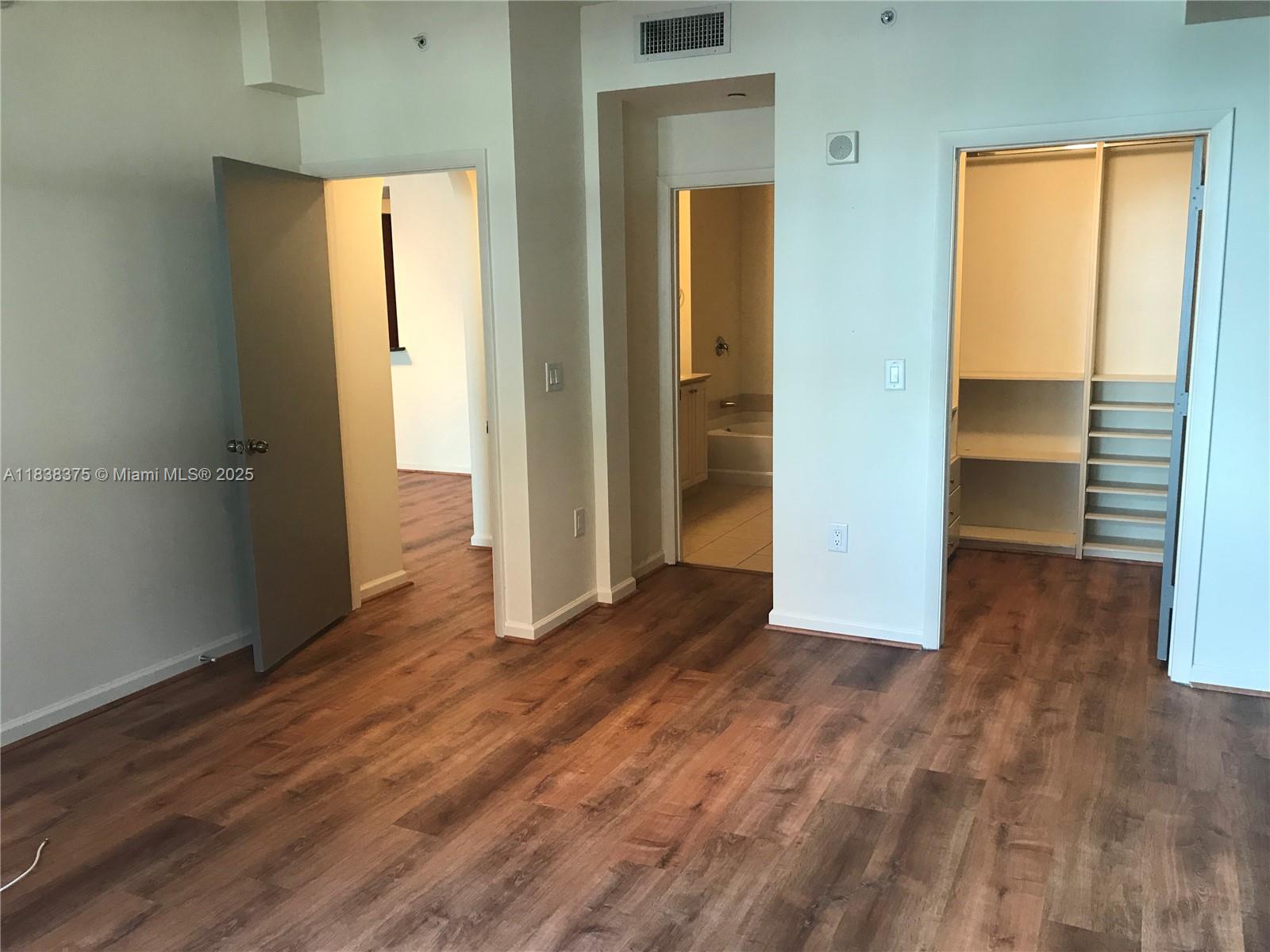 Photo of 3340 190th St  #109, Aventura, Florida, 33180 - 