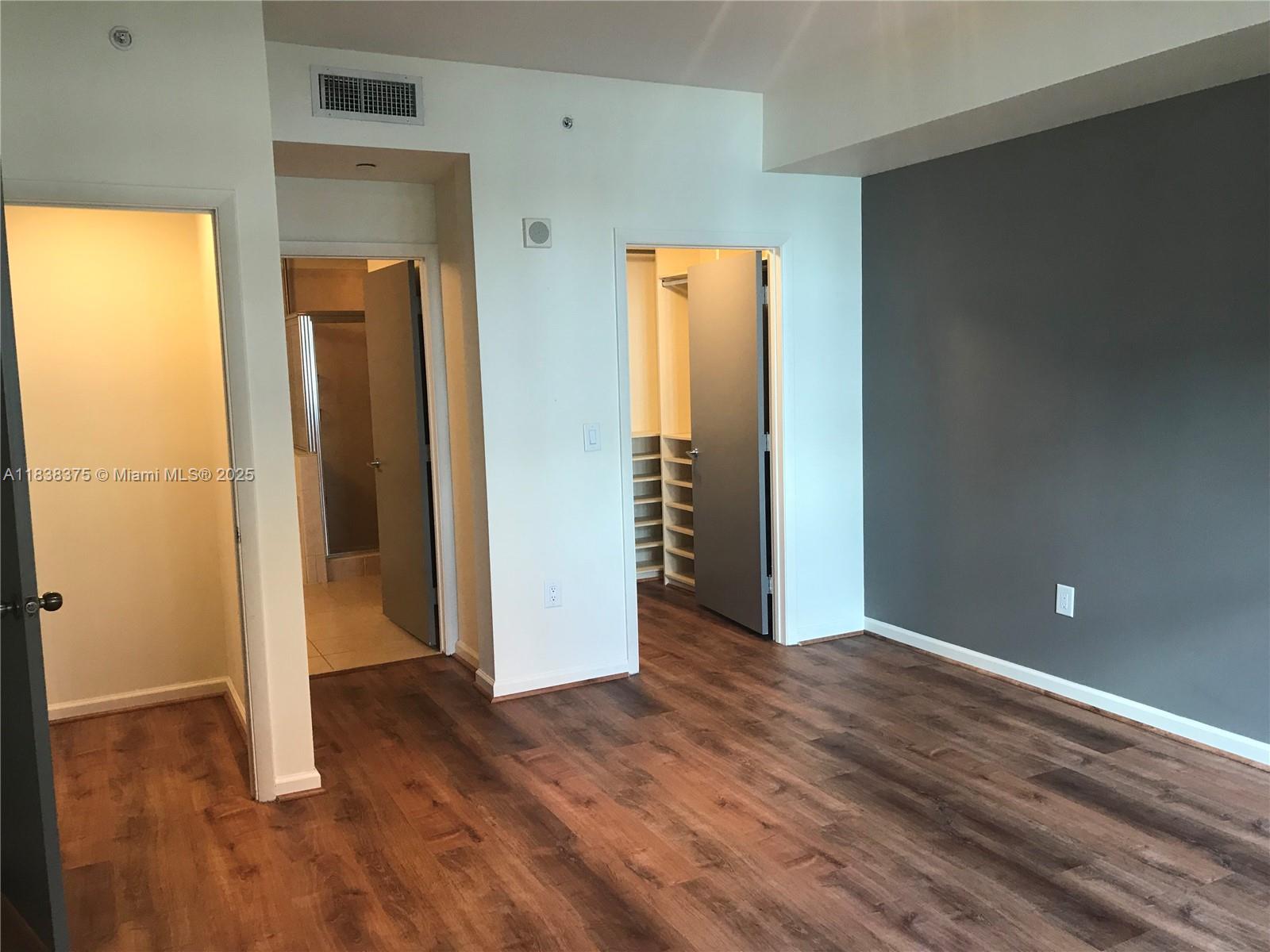 Photo of 3340 190th St  #109, Aventura, Florida, 33180 - 
