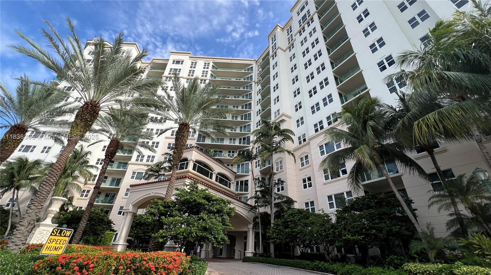 Photo of 19900 Country Club Dr #1014, Aventura, Florida, 33180 -