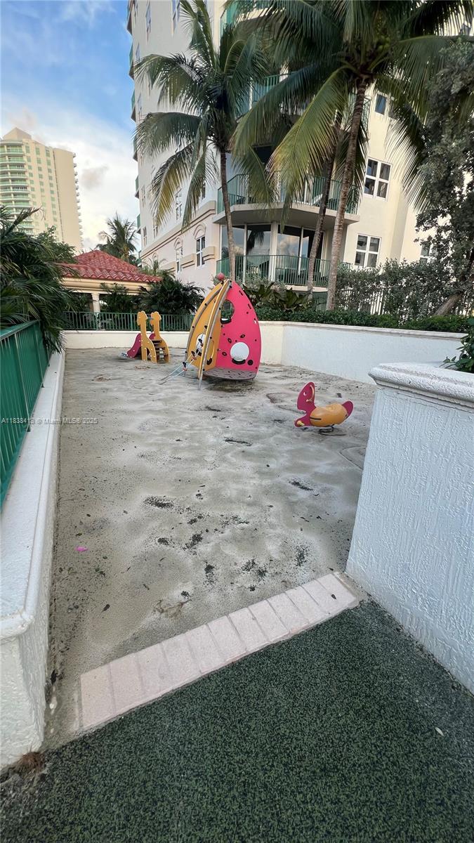 Photo of 19900 Country Club Dr  #1014, Aventura, Florida, 33180 -