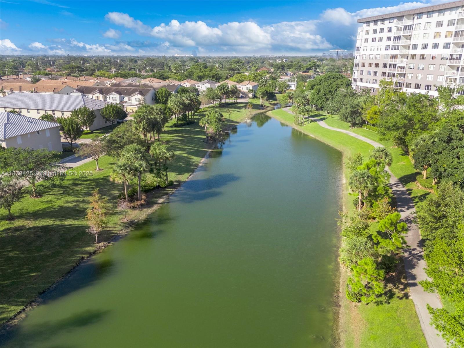 See details 812 2 / 2 1132 sq. ft. $ 2025-07-11 0 Photo