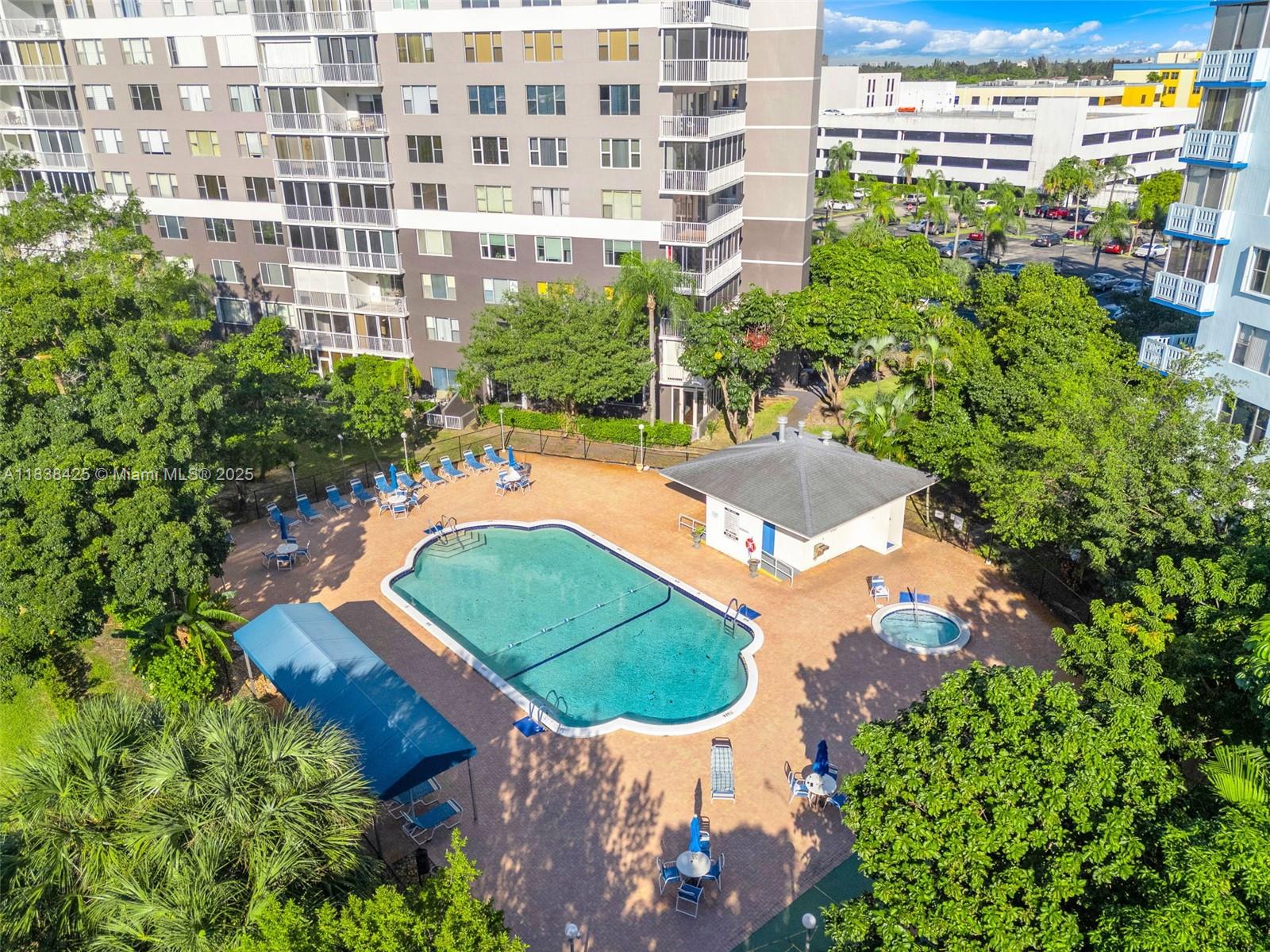 See details 812 2 / 2 1132 sq. ft. $ 2025-07-11 0 Photo