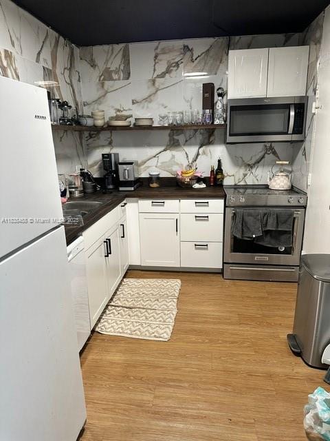 Photo of 400 Kings Point Dr  #806, Sunny Isles Beach, Florida, 33160 - 