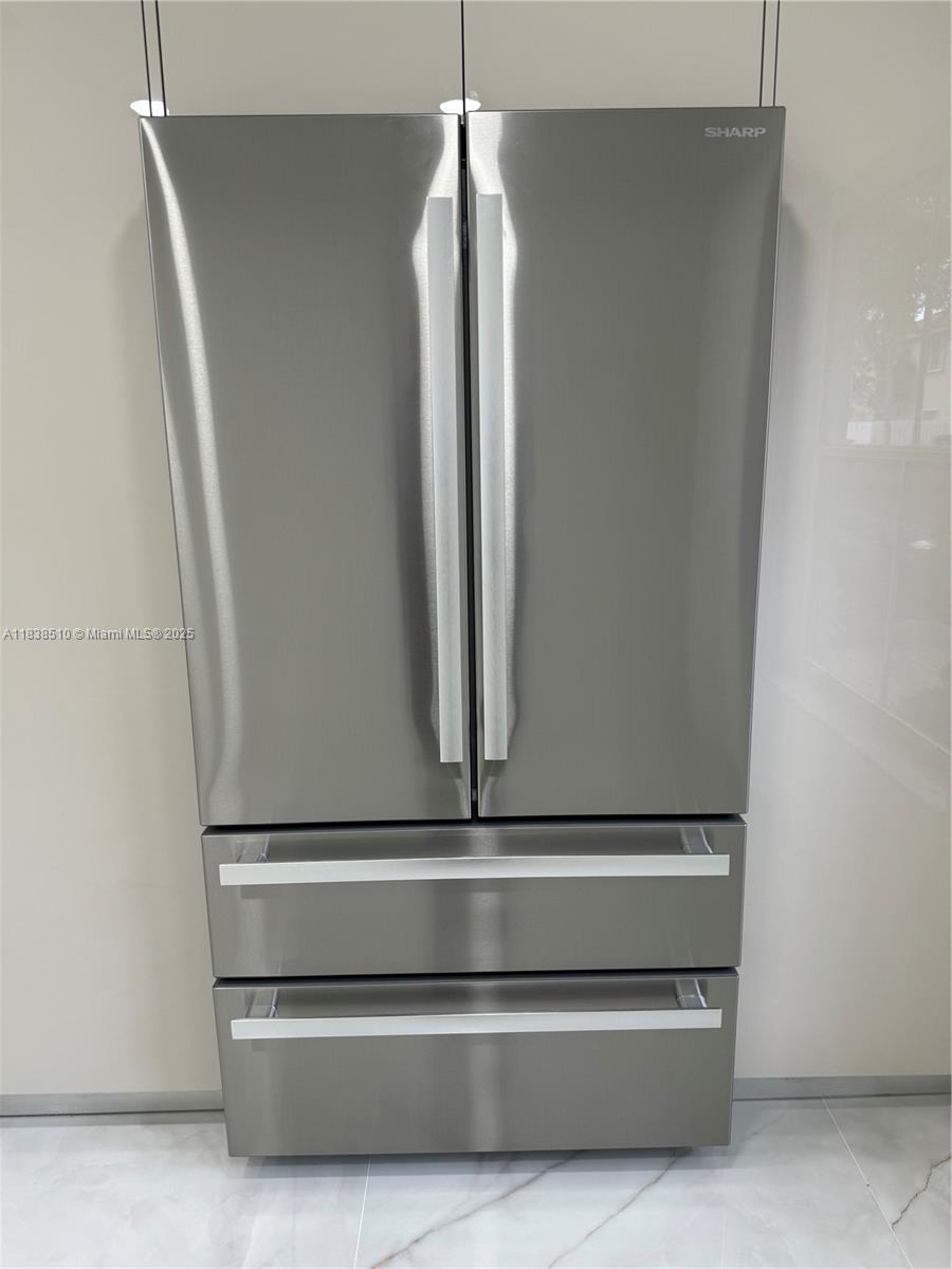 Photo of 1470 Sweetbay Way  (1470), Hollywood, Florida, 33019 - Sharp French 4-Door Counter-Depth Refrigerator