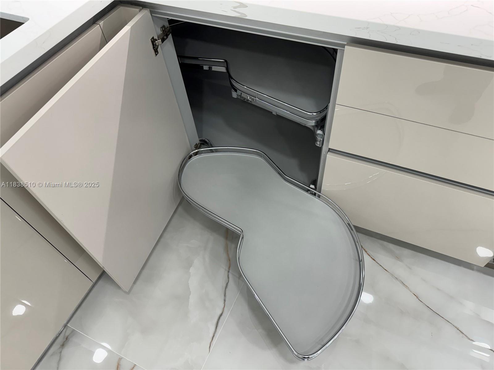 Photo of 1470 Sweetbay Way  (1470), Hollywood, Florida, 33019 - Corner pull-out shelves