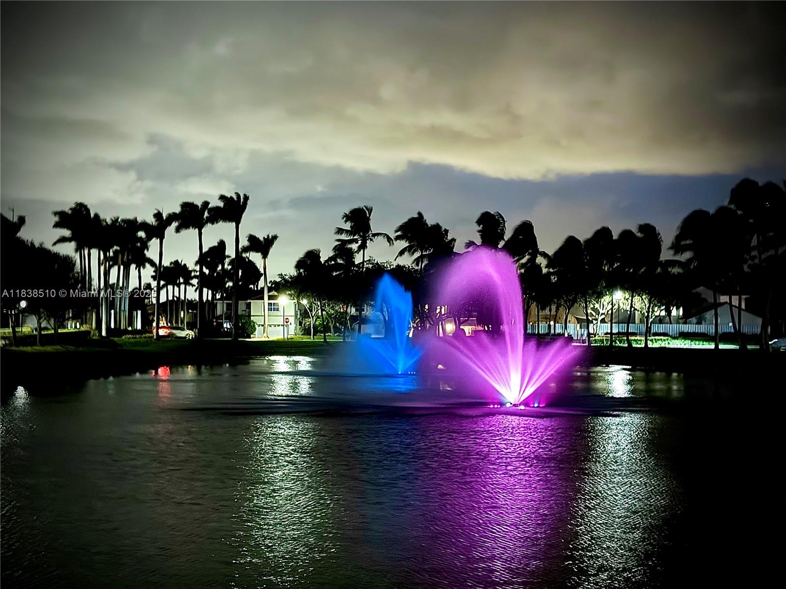Photo of 1470 Sweetbay Way  (1470), Hollywood, Florida, 33019 - Fountains in lakes with nighttime lighting