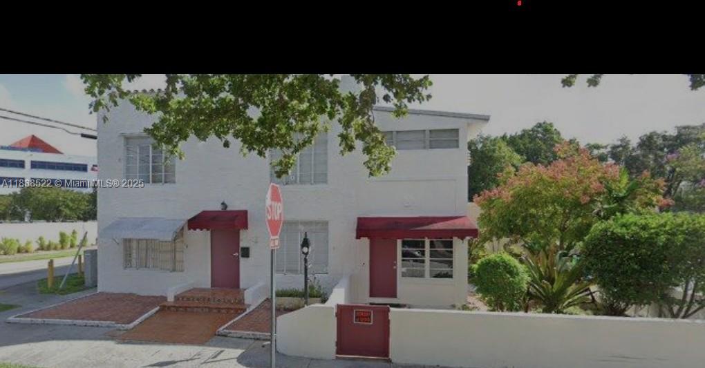 See details / 3981 sq. ft. $ 2025-07-11 0 Photo