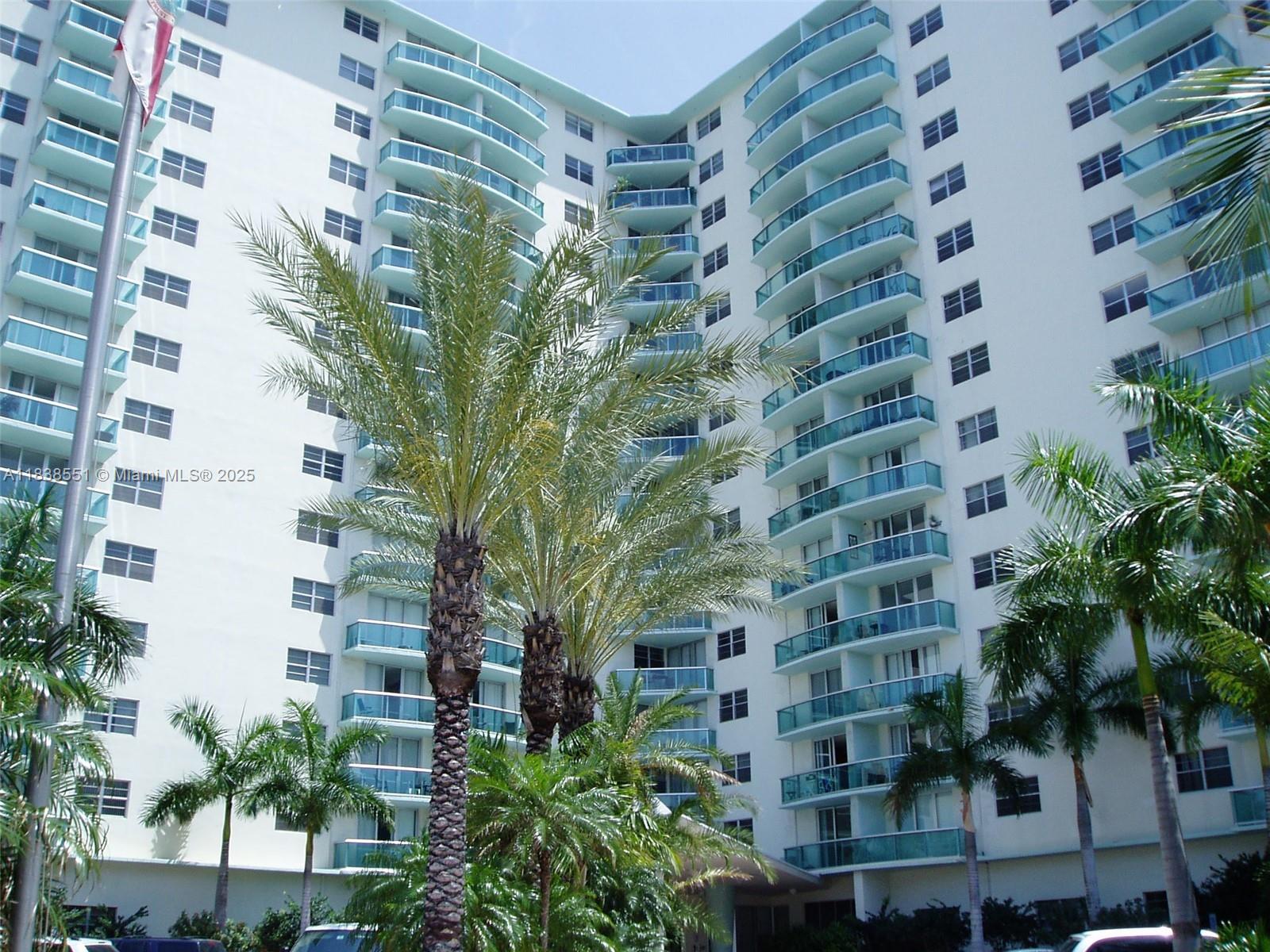 Photo of 3901 Ocean Dr  #5P, Hollywood, Florida, 33019 - 