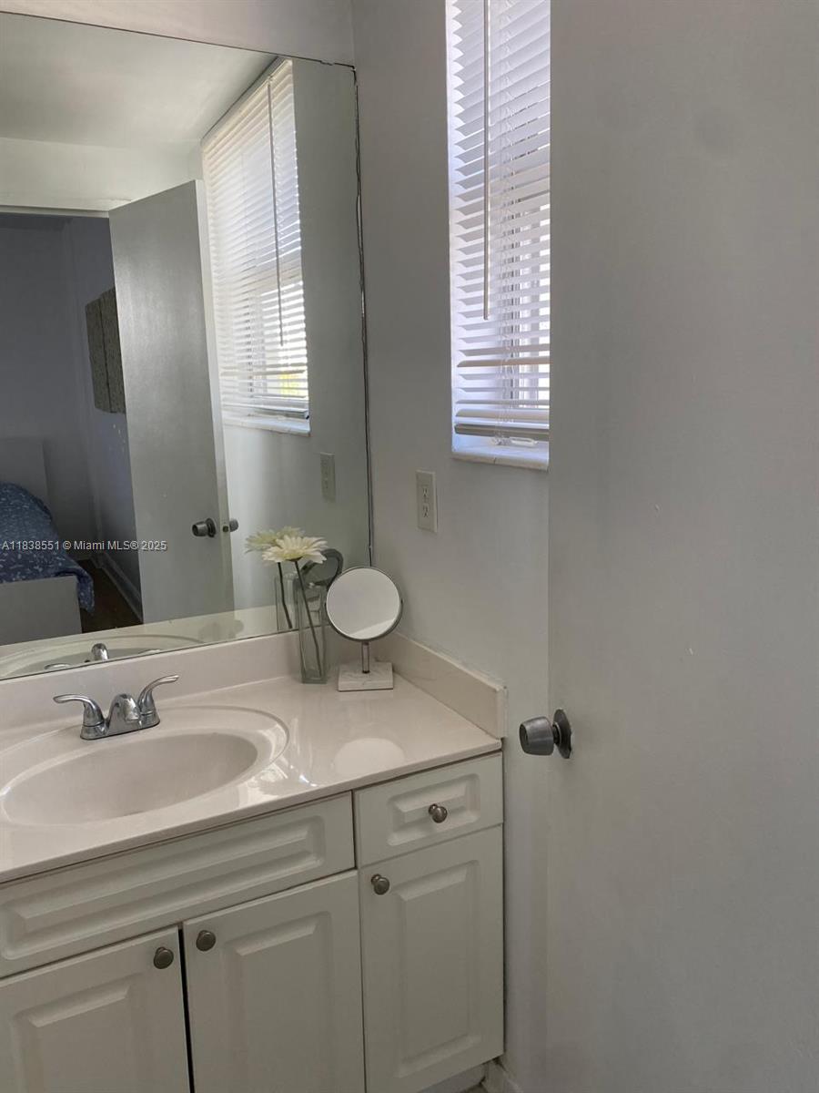 Photo of 3901 Ocean Dr  #5P, Hollywood, Florida, 33019 - 